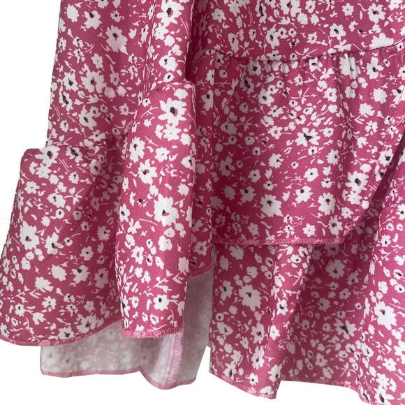 NWOT 🦋 Pink floral wrap dress | Large - Picture 14 of 16